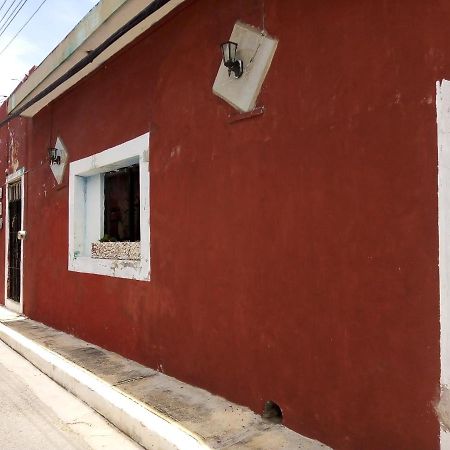 Cuartos Y Hostal Jaqueline Campeche Bagian luar foto
