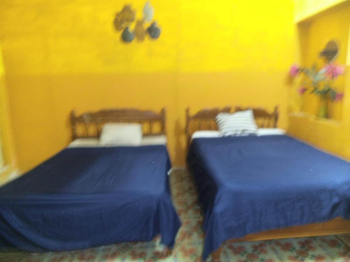 Cuartos Y Hostal Jaqueline Campeche Bagian luar foto